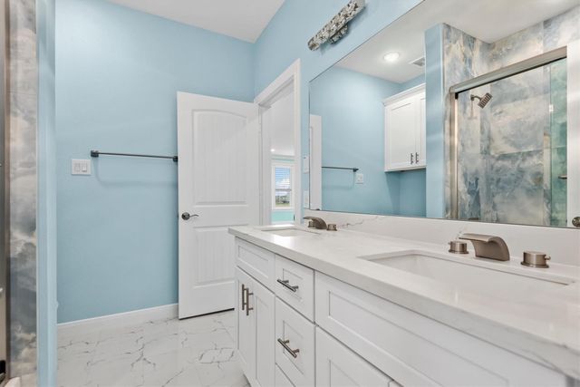 23401 4th Avenue, Galveston, TX 77554