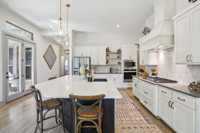 133 Lake Spring CIR, Georgetown, TX 78633