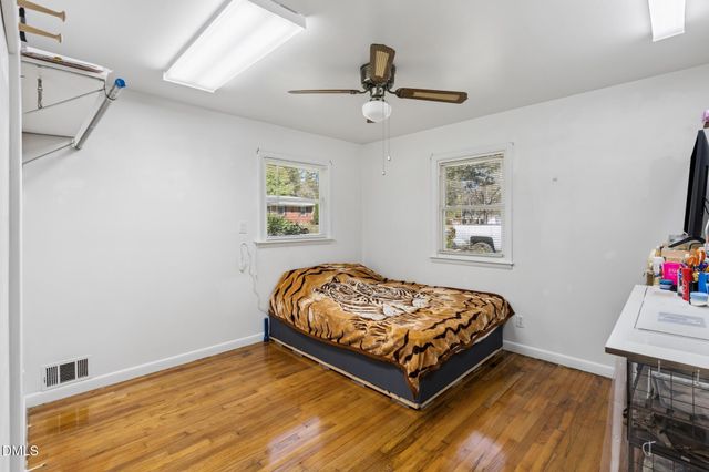 112 E Franklin Street, Zebulon, NC 27597