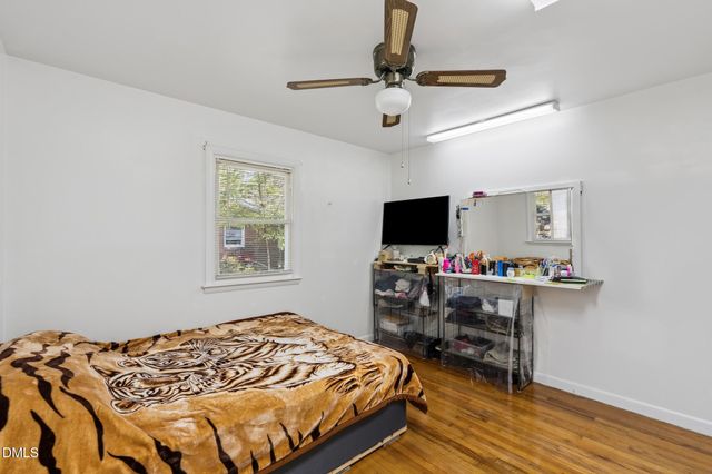 112 E Franklin Street, Zebulon, NC 27597