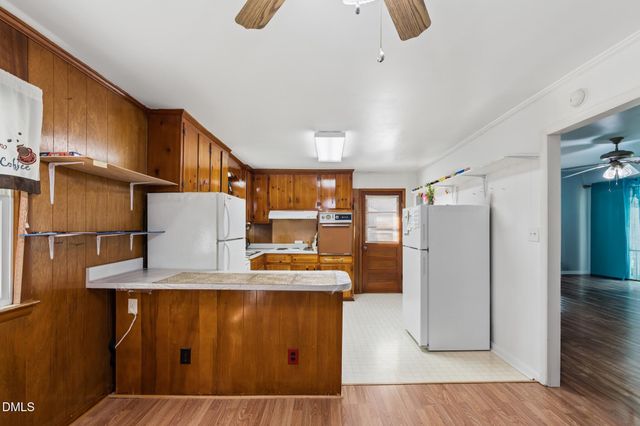 112 E Franklin Street, Zebulon, NC 27597