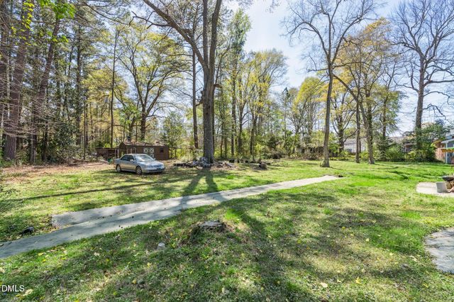 112 E Franklin Street, Zebulon, NC 27597