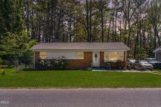 112 E Franklin Street, Zebulon, NC 27597