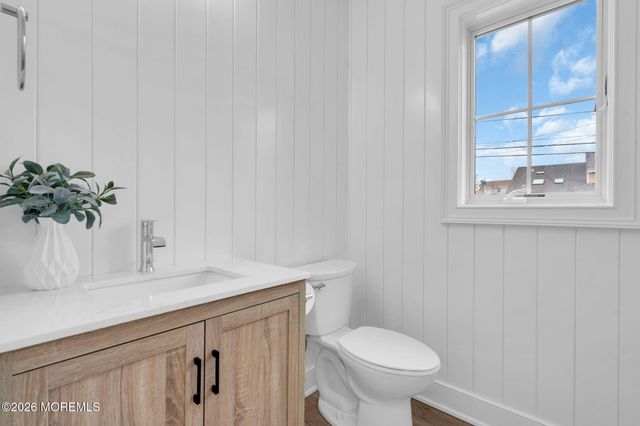 564 Michigan Avenue, Brick, NJ 08724