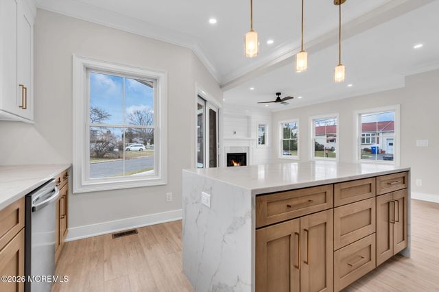 564 Michigan Avenue, Brick, NJ 08724