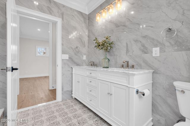 564 Michigan Avenue, Brick, NJ 08724