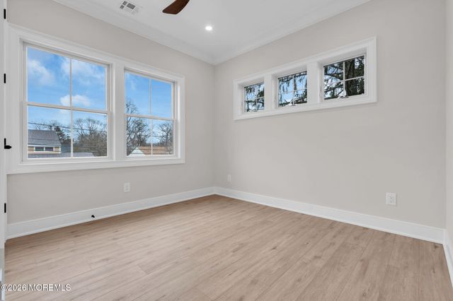 564 Michigan Avenue, Brick, NJ 08724