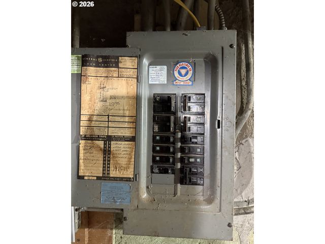 4643 Ne 28TH Ave, Portland, OR 97211