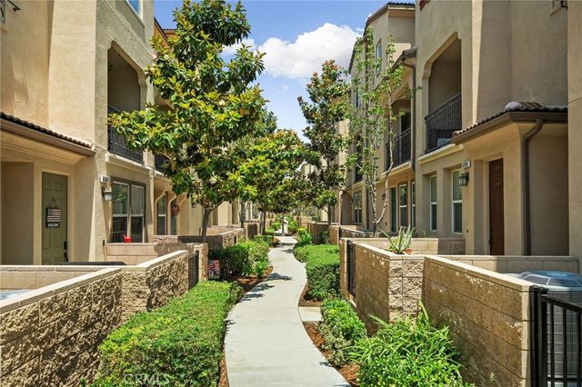 6382 Aquila Way, Eastvale, CA 91752
