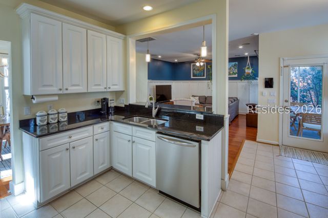 9 Ashley Crossing Dr, Bluffton, SC 29910