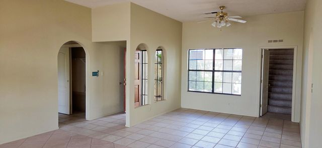 1712 Hudson River Road NE, Rio Rancho, NM 87144