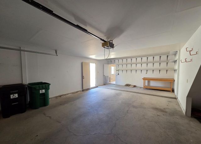1712 Hudson River Road NE, Rio Rancho, NM 87144