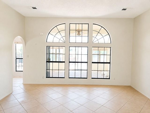 1712 Hudson River Road NE, Rio Rancho, NM 87144