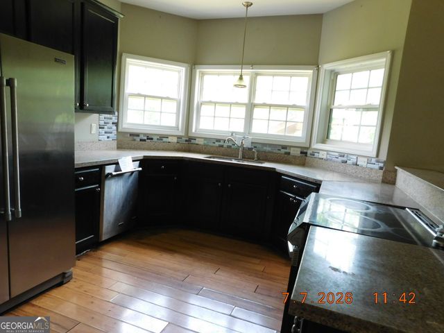284 Valley Way, Hampton, GA 30228