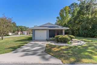 72 Chinaberry Circle, Homosassa, FL 34446