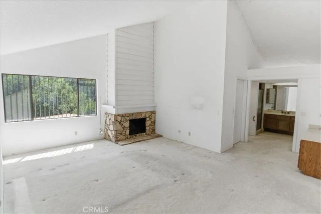 3810 Honolulu Avenue, La Crescenta, CA 91214