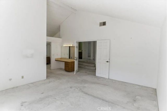 3810 Honolulu Avenue, La Crescenta, CA 91214