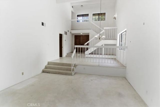 3810 Honolulu Avenue, La Crescenta, CA 91214