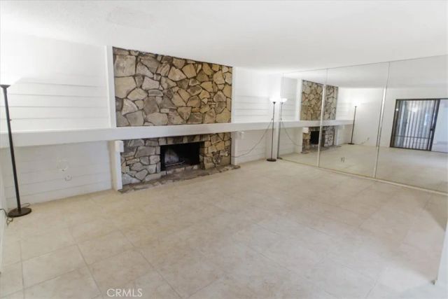 3810 Honolulu Avenue, La Crescenta, CA 91214