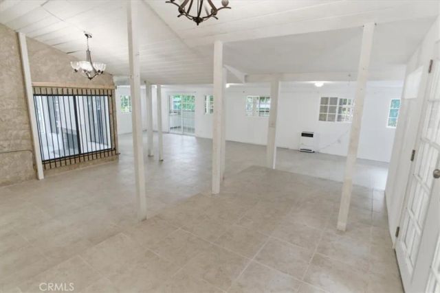 3810 Honolulu Avenue, La Crescenta, CA 91214