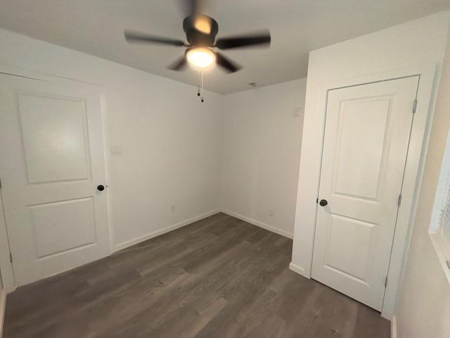 916 Brook Forest Drive A, Conroe, TX 77385