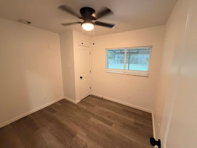 916 Brook Forest Drive A, Conroe, TX 77385