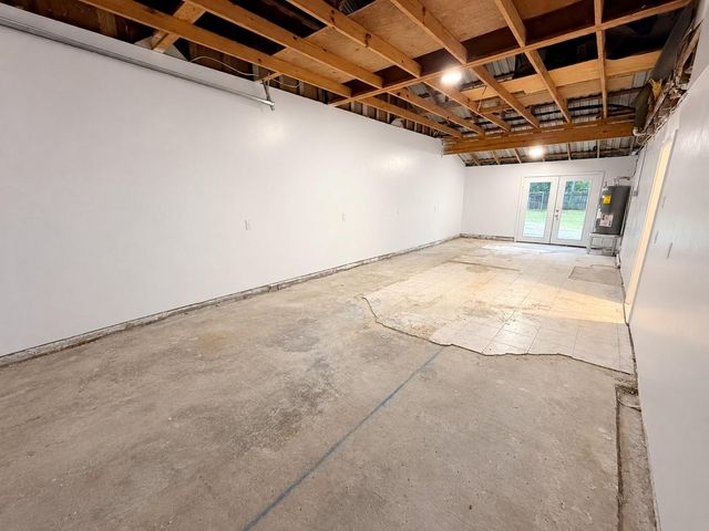 916 Brook Forest Drive A, Conroe, TX 77385