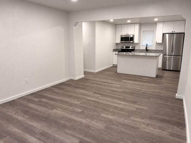 916 Brook Forest Drive A, Conroe, TX 77385