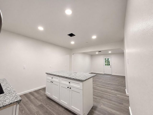 916 Brook Forest Drive A, Conroe, TX 77385