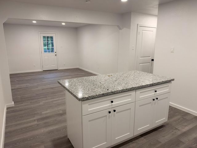 916 Brook Forest Drive A, Conroe, TX 77385