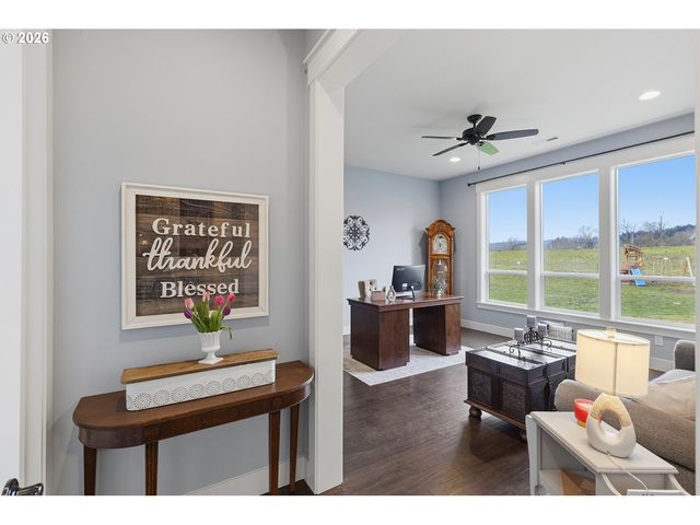 408 TULIP Ln, Woodland, WA 98674