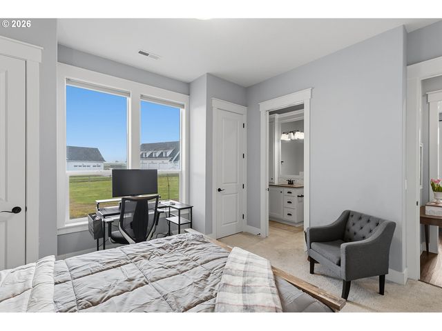 408 TULIP Ln, Woodland, WA 98674