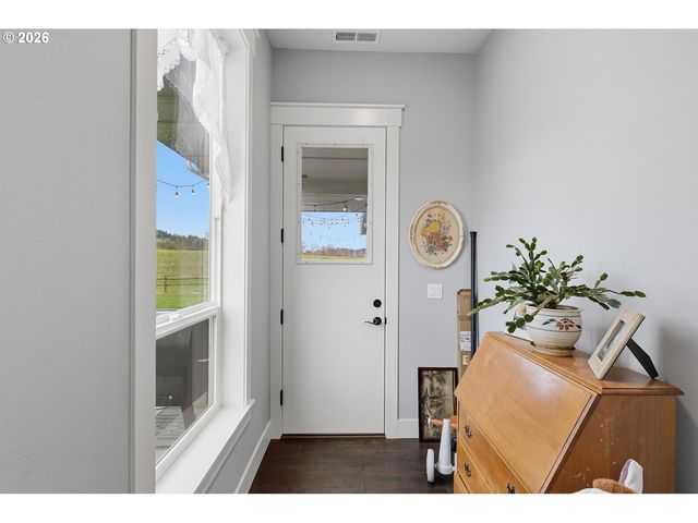 408 TULIP Ln, Woodland, WA 98674