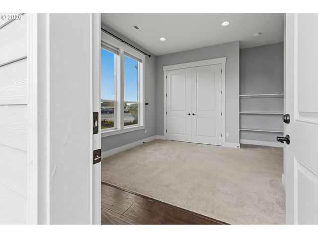 408 TULIP Ln, Woodland, WA 98674