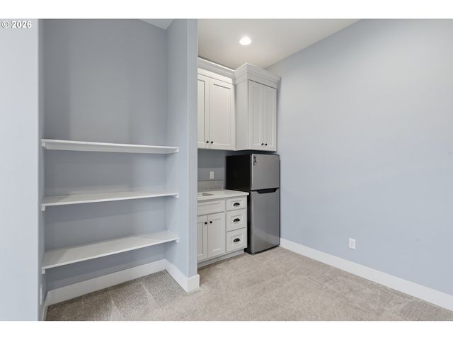 408 TULIP Ln, Woodland, WA 98674