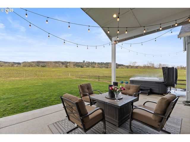 408 TULIP Ln, Woodland, WA 98674