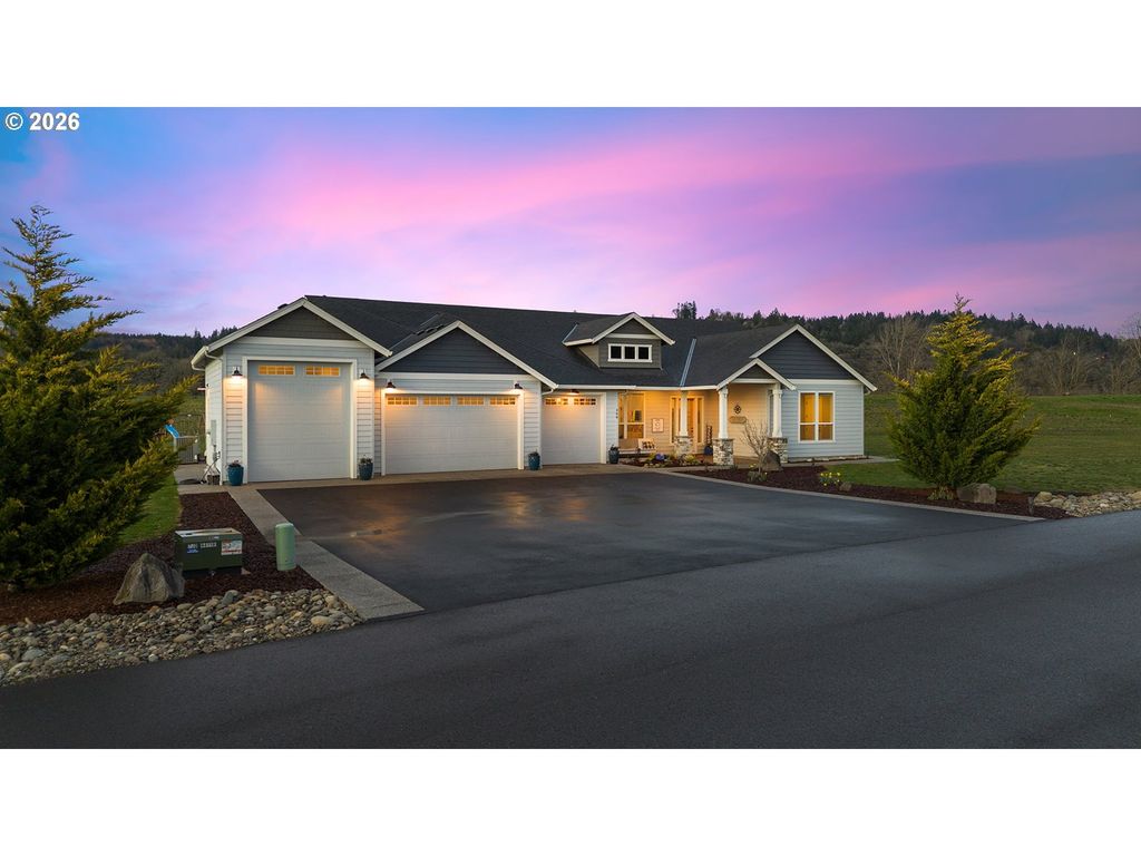 408 TULIP Ln, Woodland, WA 98674