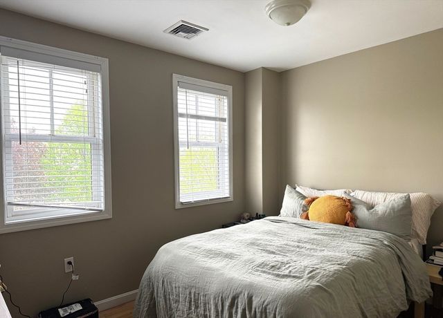 31 Fairmount Avenue 2, Cambridge, MA 02139