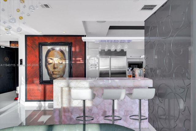 100 S Pointe Dr 3002, Miami Beach, FL 33139