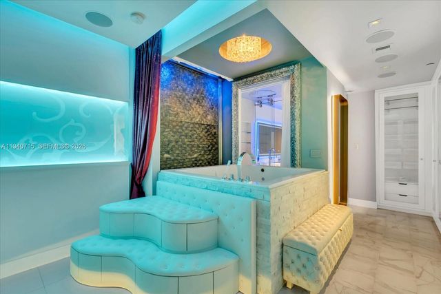 100 S Pointe Dr 3002, Miami Beach, FL 33139