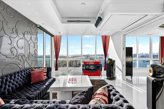 100 S Pointe Dr 3002, Miami Beach, FL 33139