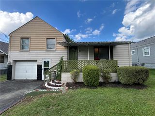 221 Poplar Street, Monroeville, PA 15146
