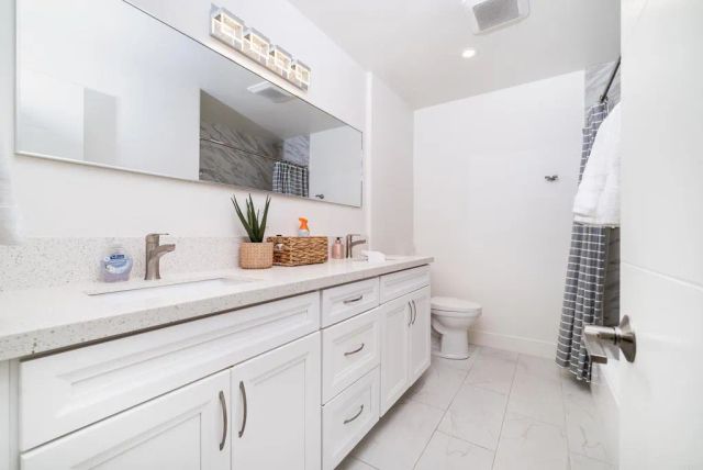 1504 Valencia Street, Oceanside, CA 92054