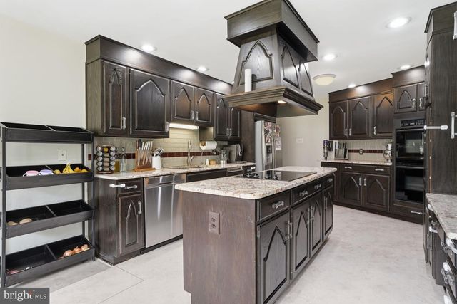 448 MOREDON RD, Huntingdon Valley, PA 19006