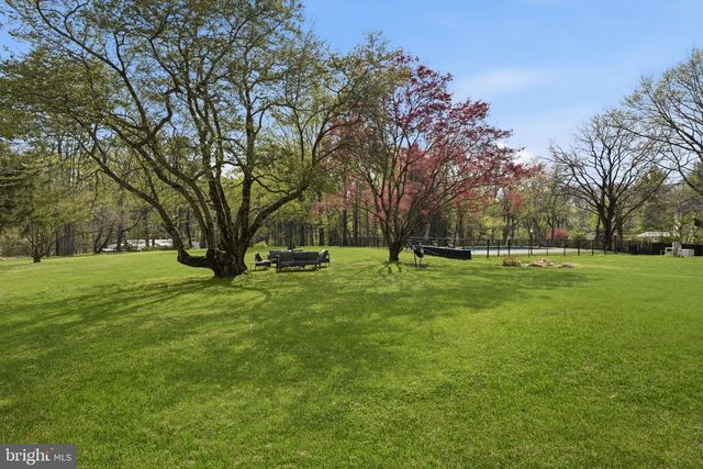 448 MOREDON RD, Huntingdon Valley, PA 19006