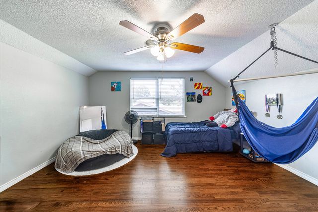 2923 Green Meadow Drive, Dallas, TX 75228