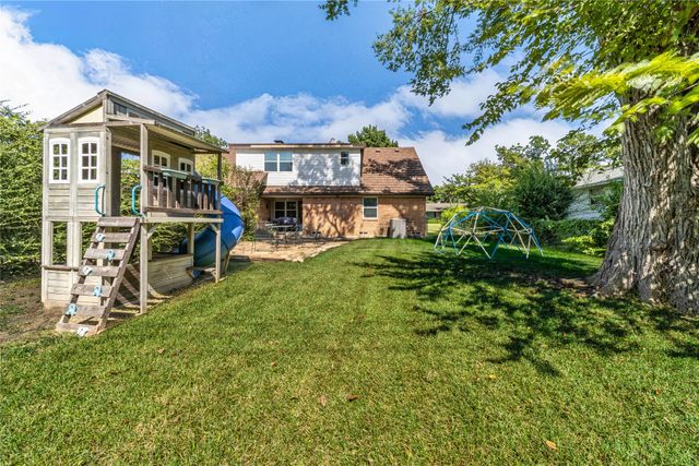 2923 Green Meadow Drive, Dallas, TX 75228