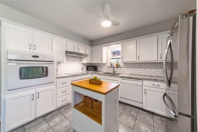 2923 Green Meadow Drive, Dallas, TX 75228