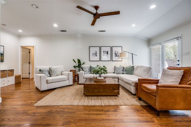 6732 Inverness Lane, Dallas, TX 75214