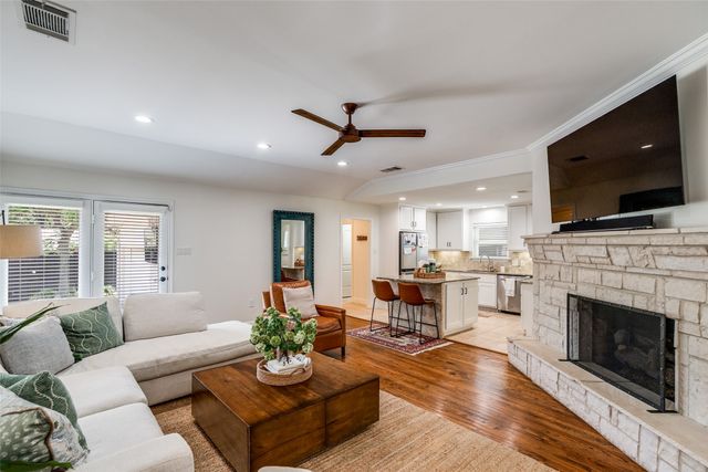6732 Inverness Lane, Dallas, TX 75214
